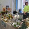Christbaumschmuck, Deko-Artikel und allerhand Leckereien gab es beim Mellrichstädter Weihnachtsmarkt. Christbaumschmuck, Deko-Artikel und allerhand Leckereien gab es beim Mellrichstädter Weihnachtsmarkt.