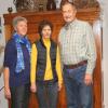 Bei der Ehrung im Bauunternehmen Gärtner: (von links) Geschäftsführerin Anna-Maria Gärtner, die Jubilarin Edith Schmitt und Betriebsleiter Klaus-Dieter Gärtner.