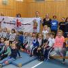Beim Kinderturn-Club können Kinder ab vier Jahren sportlich aktiv werden. Katrin Ditzel (Bildmitte) und das Helferteam Oliver Friedrich, Waldemar Karsten, Daniela Kymparis, Olga Seel und Linda Vasold sind für die Gruppe der Vorschulkinder zuständig. Beim Kinderturn-Club können Kinder ab vier Jahren sportlich aktiv werden. Katrin Ditzel (Bildmitte) und das Helferteam Oliver Friedrich, Waldemar Karsten, Daniela Kymparis, Olga Seel und Linda Vasold sind für die Gruppe der Vorschulkinder zuständig.
