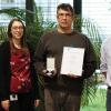 Winfried Jeßberger (Zweiter von rechts) erhielt eine Urkunde und eine Medaille. Außerdem im Bild: (von links) Manuela Riemer (Betriebsratvorsitzende), Larissa Hepp (Personalabteilung) und Markus Walter.