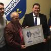 Im Bild (von links) 2. Vorsitzender Matthias Winzerhörlein, Kreisehrenamtsbeauftragter Ludwig Bauer, Vorsitzender Michael Matura und Fußballabteilungleiter Claus Hoh.