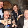 Prost: Volkmar Halbleib, Peter Honecker, Rosa Behon und Alois Metzger (von links) stoßen auf das neue Jahr an. Prost: Volkmar Halbleib, Peter Honecker, Rosa Behon und Alois Metzger (von links) stoßen auf das neue Jahr an.