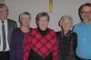 Die evangelische Kirchengemeinde in Gerolzhofen nimmt jedes Jahr ihren Neujahrsempfang zum Anlass, den ehrenamtlichen Helferinnen und Helfer zu danken. Im Bild von links: Pfarrer Reiner Apel, Vertrauensfrau Brigitte Vogt, Margot Kirchhoff (40 Jahre Pfarramtssekretärin), Edith Pieper (Mesnerin) und Vertrauensmann Dirk Weule.