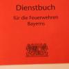 Das Dienstbuch des entlassenen Feuerwehrmannes.