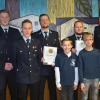 Ehrungen und Neuaufnahmen bei der Feuerwehr Trappstadt bei der Jahresversammlung im Kulturraum des Gästehauses. Matz Wagner, Benedikt Apler, Franz Markelstorfer, Florian Bauer, Ben Schneier, Mirko Neuhöfer, Lukas Röß und Philipp Bauer. Ehrungen und Neuaufnahmen bei der Feuerwehr Trappstadt bei der Jahresversammlung im Kulturraum des Gästehauses. Matz Wagner, Benedikt Apler, Franz Markelstorfer, Florian Bauer, Ben Schneier, Mirko Neuhöfer, Lukas Röß und Philipp Bauer.