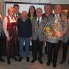 Gratulanten, Geehrte und Mitglieder im Schützenmeisteramt beim „Schweizer Freischütz Zeuzleben“ von links: Paul Heuler, Marianne Redelberger, Rudi Endres, Günther Gumbrecht, Lisa Schleichert, Horst Brust, Dieter Koch, Josef König und Ehrenschützenmeister Ernst Dantinger.