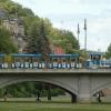 Dass sie 1945 gesprengt wurde, ist der Ludwigsbrücke schon lange nicht mehr anzusehen.
