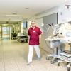 Auf dem Weg zum Patienten: Leitender Oberarzt Martin Eichhorn. Auf dem Weg zum Patienten: Leitender Oberarzt Martin Eichhorn.