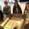 Im Bild (von links) Dr. Hartung, ehrenamtlicher Museumsführer, Jonathan Tokmadzic, Veit Winkler, Nicole Firnschild, Sina Stadelmann, Julia Sterk, Dominik Sattes, Timo Keller und Nils Groh.