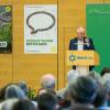 Fritz Kuhn bei seiner Rede vor rund 350 Zuhörern im Shalom Europa. Fritz Kuhn bei seiner Rede vor rund 350 Zuhörern im Shalom Europa.