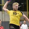 Bis vor drei Jahren war der heute 22-Jährige Simon Schweußinger noch selbst im Rückraum aktiv. Bis vor drei Jahren war der heute 22-Jährige Simon Schweußinger noch selbst im Rückraum aktiv.