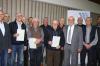 Zahlreiche Mitglieder wurden beim Siedlerverein Herschfeld für ihre Treue geehrt. Dazu gratulierten Vorsitzender Horst Dömling (links) sowie (von rechts) Landesvorstandsmitglied Arno Dietz, zweiter Vorsitzender Helmut Schetelig und (Vierter von rechts) Heinz Amling, Vizepräsident des Eigenheimerverbandes Bayern.