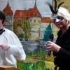 Susanne Sauer (links) und Elisabetz Rost eröffneten die Dettelbacher Fasenacht mit lockeren Sprüchen. Susanne Sauer (links) und Elisabetz Rost eröffneten die Dettelbacher Fasenacht mit lockeren Sprüchen.