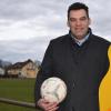 Beim Fußball war Thomas Hemmerich als Fels in der Brandung eher in der Defensive. Jetzt will er politisch in die Offensive gehen und Bürgermeister von Geldersheim werden. Beim Fußball war Thomas Hemmerich als Fels in der Brandung eher in der Defensive. Jetzt will er politisch in die Offensive gehen und Bürgermeister von Geldersheim werden.