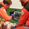 Ausbildung zum Notfallsanitäter – hier im September 2018. BRK-Notfallsanitäter fordern nun, durch Gesetzesänderung Rechtssicherheit für ihre Tätigkeit herzustellen.