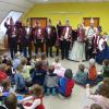 „Die Schneegänz“ zum Besuch im Kindergarten