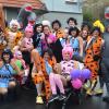 Dinos und Flintstones aus der Steinzeit.