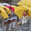 Unter einem Regenschirm konnte man sogar das schlimmst Sauwetter ertragen