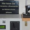 Im Eingangsbereich der Wallfahrtskirche von Ipthausen findet man den für heutige Verhältnisse etwas ungewohnten Audioguide, der für 50 Cent eine Kirchenführung der besonderen Art anbietet. Im Eingangsbereich der Wallfahrtskirche von Ipthausen findet man den für heutige Verhältnisse etwas ungewohnten Audioguide, der für 50 Cent eine Kirchenführung der besonderen Art anbietet.