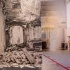 Ein Saal, zwei verschiedene Daten: der Fürstensaal der Würzburger Residenz kurz nach der vollkommenen Zerstörung am 16. März 1945 und heute. Ein neuer Dokumentationsraum in der Residenz gibt Einblicke in den aufwändigen Wiederaufbau. 
