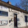 Leerstand: Das Vereinsheim des ETSV Würzburg war unter dem Namen "Blauer Adler" zuletzt eine Party Location - jetzt ist es dauerhaft geschlossen.