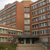 Die Agentur für Arbeit Schweinfurt ist geschlossen - und hat die internen Aufgaben erheblich umgestellt: Telefonie und die Beratung zum Kurzarbeitergeld wurden massiv aufgestockt. Noch nie hatten so viele Betriebe Kurzarbeit angemeldet.