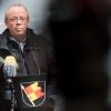 Der Corona-Krisenstab von Stadt und Landkreis Würzburg am 27. März bei einer Pressekonferenz: Thema war das Pflegeheim St. Nikolaus, wo inzwischen 17 Bewohner an den Folgen des Coronavirus gestorben sind. Im Bild: Dr. Johann Löw, Leiter des Würzburger Gesundheitsamtes.