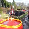 Der Faltbehälter, der 5000 Liter Wasser fasst, war beim Einsatz eine wertvolle Hilfe. Der Faltbehälter, der 5000 Liter Wasser fasst, war beim Einsatz eine wertvolle Hilfe.