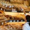 Brotsorten gibt es viele. Brotsommeliers im Landkreis Rhön-Grabfeld bislang mit Bernd Müller aus Heufurt nur einen. Nun macht der Innungsobermeister Ullrich Amthor selbst die Ausbildung.