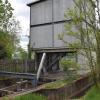 Aufgrund eines Turbinenschadens steht das Wasserkraftwerk an der Lohr seit längerem still. Bis Jahresende möchte die Betreiberfirma es wieder zum Laufen bringen.