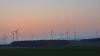 Die Windkraftanlagen im Landkreis Rhön-Grabfeld waren ein teils heftig diskutiertes Thema bei der Sitzung des Kreistags. Hier die zwölf genehmigten Anlagen des Windpark Streu-Saale.