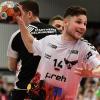 Martin Bieger (beim Wurf) verlässt den HSC Bad Neustadt. Bieger zieht es kurzfristig, schulisch bedingt, von Unterfranken in Richtung Baden-Württemberg.