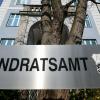 Private Ausgaben hat ein Beamter des Landkreises Würzburg über die Kasse des Landratsamtes abgerechnet.