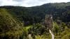 Dieses Postkarten-Motiv macht sich auch auf Ihren Hochzeitsbildern hervorragen: die Burg Eltz in der Eifel.