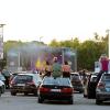 Gute Stimmung herrschte bei den Fans beim MoTrip-Konzert im Autokino am Schweinfurter Volksfestplatz.