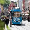 Besonders in Bussen und Straßenbahnen waren die Folgen der Coronakrise im Frühjahr deutlich zu spüren. Teilweise gab es einen Fahrgastzahlen-Einbruch von bis zu 90 Prozent. Mittlerweile sind aber wieder mehr Menschen mit dem ÖPNV unterwegs.