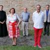 Die scheidenden Lehrkräfte des Egbert-Gymnasiums (von links): Annette Müller-Kaler, Pater Jesaja Langenbacher, Christiane Kropp, Klaus Ehehalt, Matthias Hessenauer, Elmar Bürger, Brigitte Rapp und Schulleiter Markus Binzenhöfer.