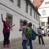 Im Ebracher Hof stand mal eine Zehntscheune des Klosters Ebrach. Heute sind in der historischen Hofanlage ein Restaurant und die Stadtbücherei untergebracht. Im Ebracher Hof stand mal eine Zehntscheune des Klosters Ebrach. Heute sind in der historischen Hofanlage ein Restaurant und die Stadtbücherei untergebracht.