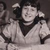 Jocelyne Nicoly bei ihrer Einschulung in Paris 1952. Die Französin lebt heute mit ihrem Mann in Kitzingen und ist dort Referentin für die Kitzinger Städtepartnerschaft mit Prades.