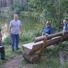 Neue Bänke wurden am Rothsee aufgestellt. Das Bild zeigt von links: Leander Köhler, Klaus Müller, Franz Wuttke, Bernd Müller und Rigobert Weyer.