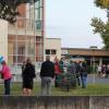 Protest gegen die Reihentestung an der Mittelschule in Bergrheinfeld.