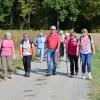 Gemeinsam durch die Natur zu laufen, das konnte man beim bundesweiten Tag des Wanderns in Großrinderfeld erleben.