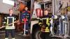 Eine profunde Ausbildung genießen die Jugendlichen bei der Feuerwehr in Iphofen. Jugendwart Alexander Holfelder mit zwei seiner Schützlinge: Joshua Dennerlein und Nico Birnack.
