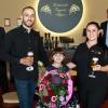 Glückliche Gesichter bei der Eröffnung des "Ristorante  Pizzeria Alyssa" im Waldbrunner Haselberghaus herrschten bei (v.l.n.r.) Daniel Zeulner (Gebietsverkaufsleiter Würzburger Hofbräu), dem Pächter-Paar, Burim Lani und Angela Salosny mit Tochter Alyssa und Bürgermeister Markus Haberstumpf.