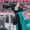 Die Würzburger Kickers testen am Freitag bei Eintracht Frankfurt: Auf Sky Sport News HD können Fans das Testspiel live und kostenlos verfolgen.