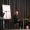 Musikalisch untermalt wurde die Lesung von Konrad Haas (links) am Keyboard und Wolfgang Stute (rechts) an der Gitarre. Musikalisch untermalt wurde die Lesung von Konrad Haas (links) am Keyboard und Wolfgang Stute (rechts) an der Gitarre.