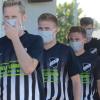 Schon jetzt müssen sich Fußballer und Zuschauer von Spielen, wie hier in Retzbach, an Hygieneschutzmaßnahmen halten. Mancherorts könnten Spiele am Wochenende wegen steigender Infektionszahlen ganz ausfallen.