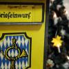 Ihre Wunschzettel können die Kinder normalerweise in den historischen Briefkasten der Himmelstädter Weihnachtspostfiliale werfen. In diesem Jahr ist jedoch alles etwas anders. (Symbolbild)