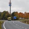 Bei der Einmündung in den Industrie- und Gewerbepark Gollhofen/Ippesheim soll schon im nächsten Jahr ein Kreisverkehr gebaut werden.