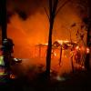 Am Sonntag wurde die Feuerwehr Werneck zum Brand eines Gebäudes zwischen Schraudenbach und Zeuzleben alarmiert. Der Stall ist völlig abgebrannt, die Tiere konnten nicht gerettet werden.